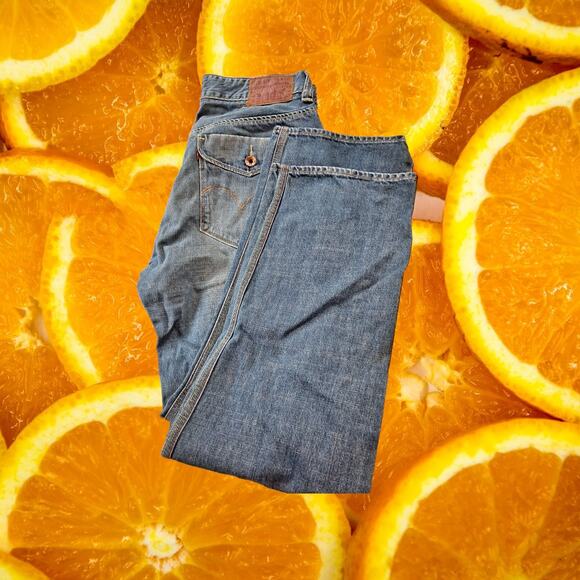 Levi's Slim Straight Slightly Faded and Distressed Jeans Size 36x30 - Picture 1 of 10